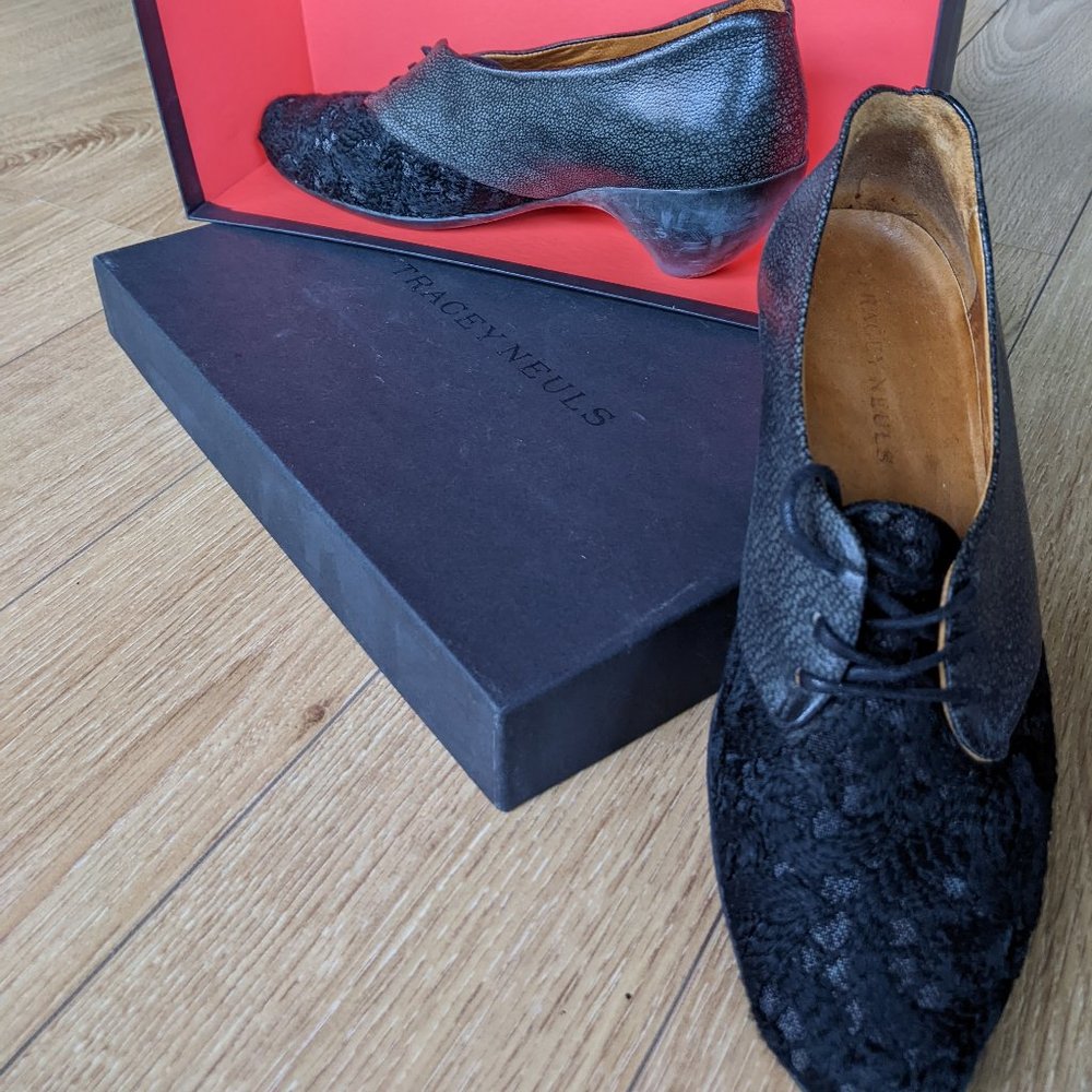 Tracey Neil's black shoes